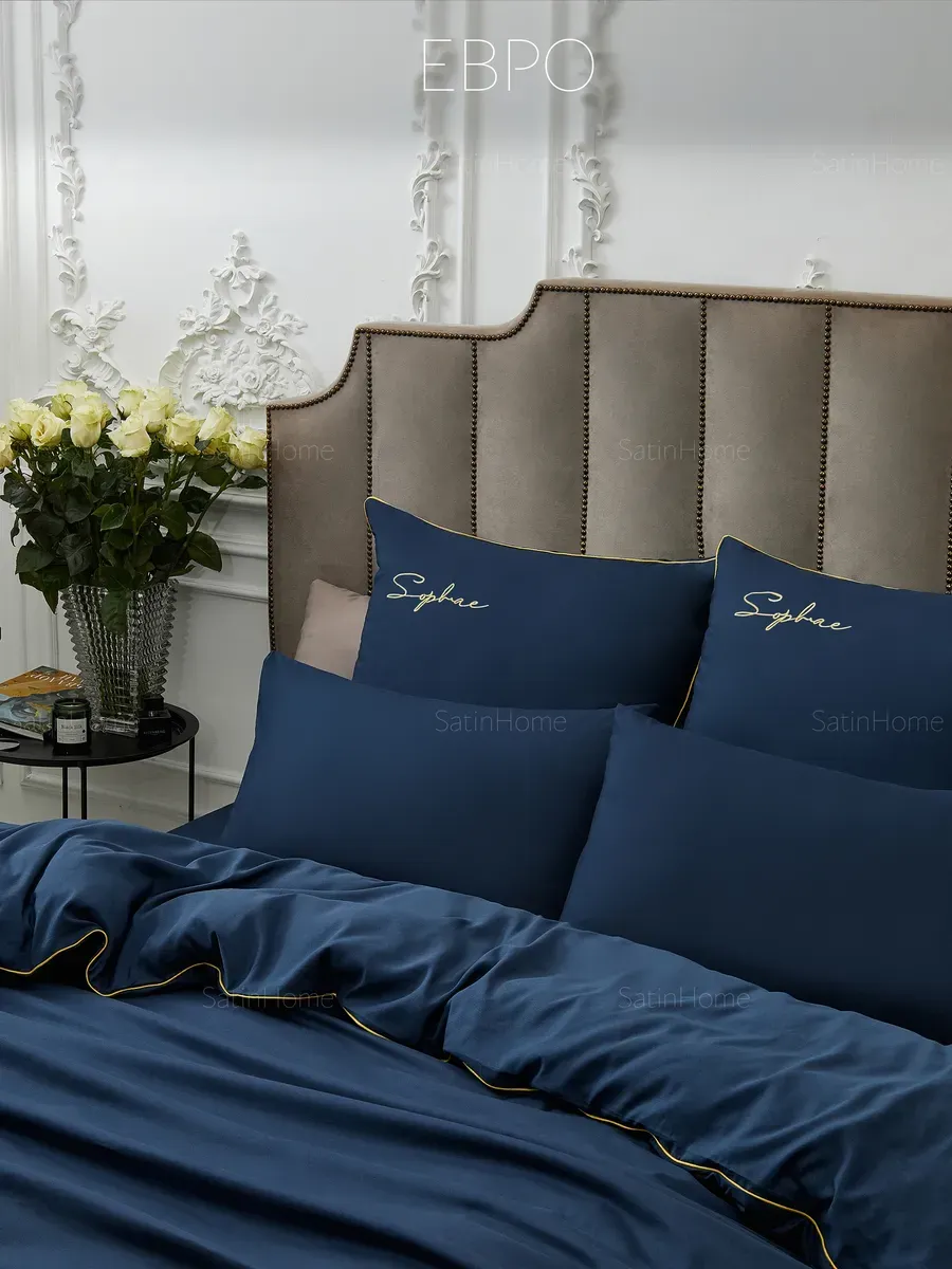 Pościel VELVET NIGHT z lamówką i haftem 160x200 komplet 3 cz. granatowa - obrazek 2