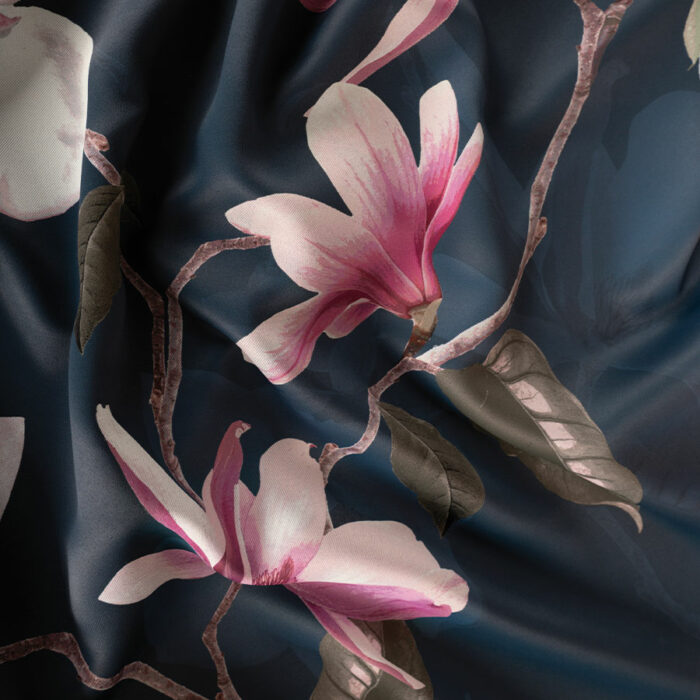 MAGNOLIA Tkanina dekoracyjna BLACKOUT, 145cm, kolor 002 ciemny granat - obrazek 5