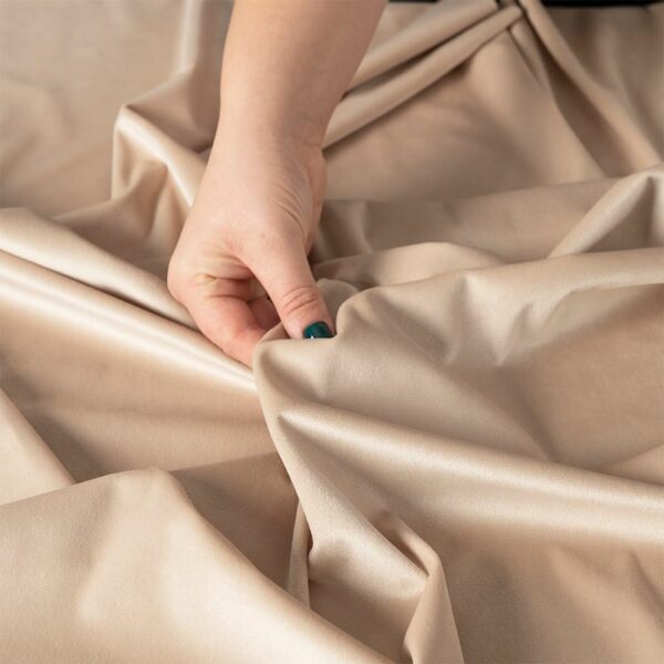 40e91e1760576b63e23ba7fb70540230